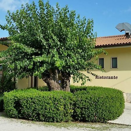 Hotel Casale 900 Paestum Exterior photo